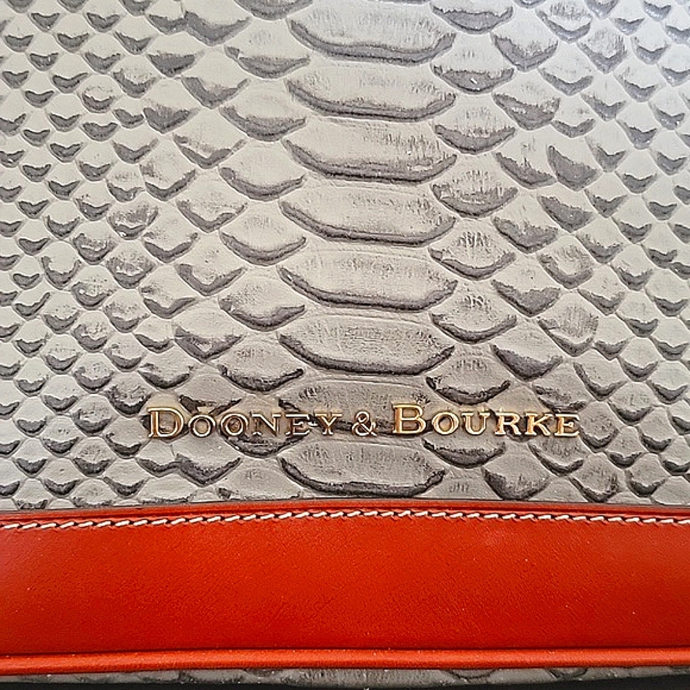 NWT Dooney and Bourke Caldwell Zip Zip Satchel Python embossed - Picture 4 of 7